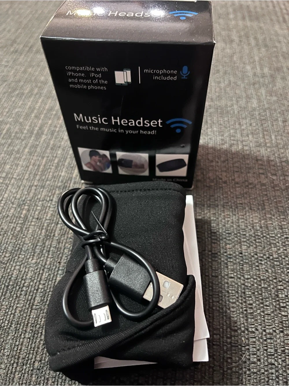 Music Headset Compatible with iPhone and iPod NEW